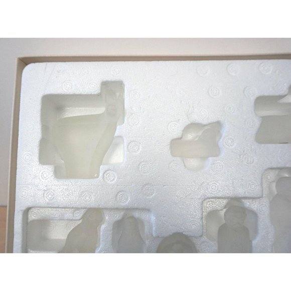 CLEARLY Christmas 9 Piece 24% Lead Crystal Nativity Set - Picture 5 of 6